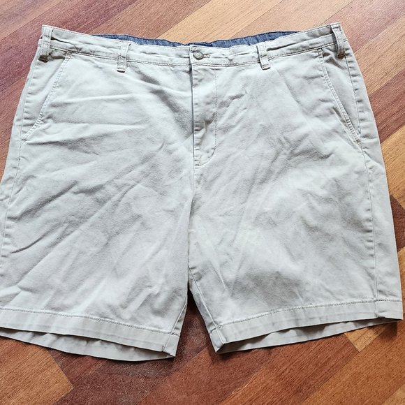 Nautica "The Deck Short - Classic Fit" Flat Front Shorts Size 40W - Picture 3 of 16